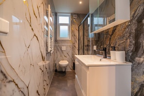 Bathroom - Lodge 55 | 6 persoons chalet in Zennewijnen (Zennewijnen)