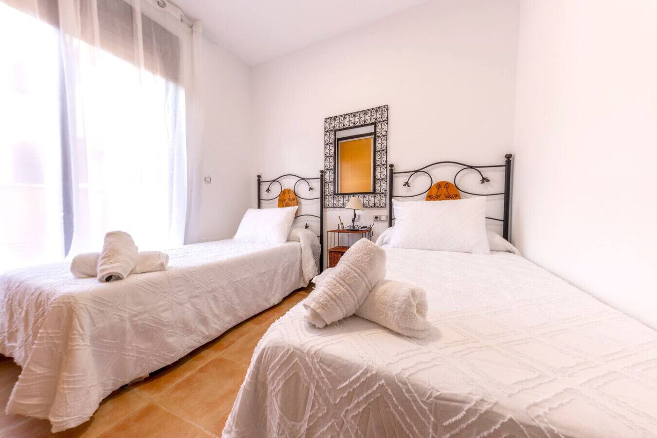 1 dormitorio, escritorio, cuna de viaje y wifi