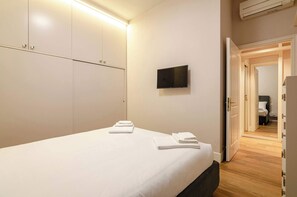 1 bedroom, desk, iron/ironing board, WiFi - Luxury one bedroom in best location (Bologna)