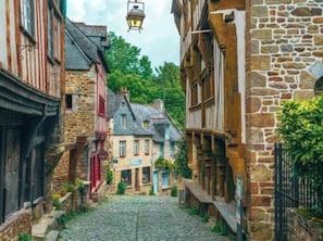 Miscellaneous - Village house ten minutes from the sea (Corseul)