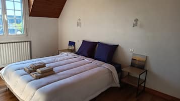 3 chambres, lit parapluie, accĂšs Internet, draps fournis