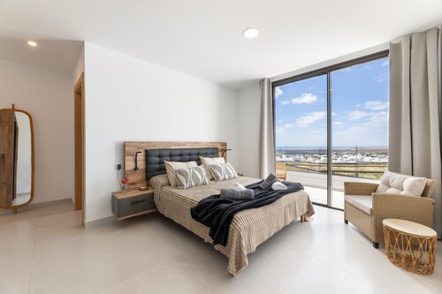 Villa Infinity Views 1 by Escape Home