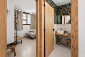 3 Schlafzimmer, Zimmersafe, Bügeleisen/Bügelbrett, kostenloses WLAN