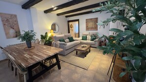 Interior - Casa Rural El Olivo in Ituero y Lama with Private Pool (Ituero y Lama)