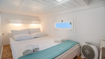 1 bedroom, iron/ironing board, WiFi