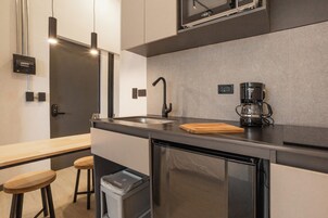 Standard Studio | Private kitchenette
