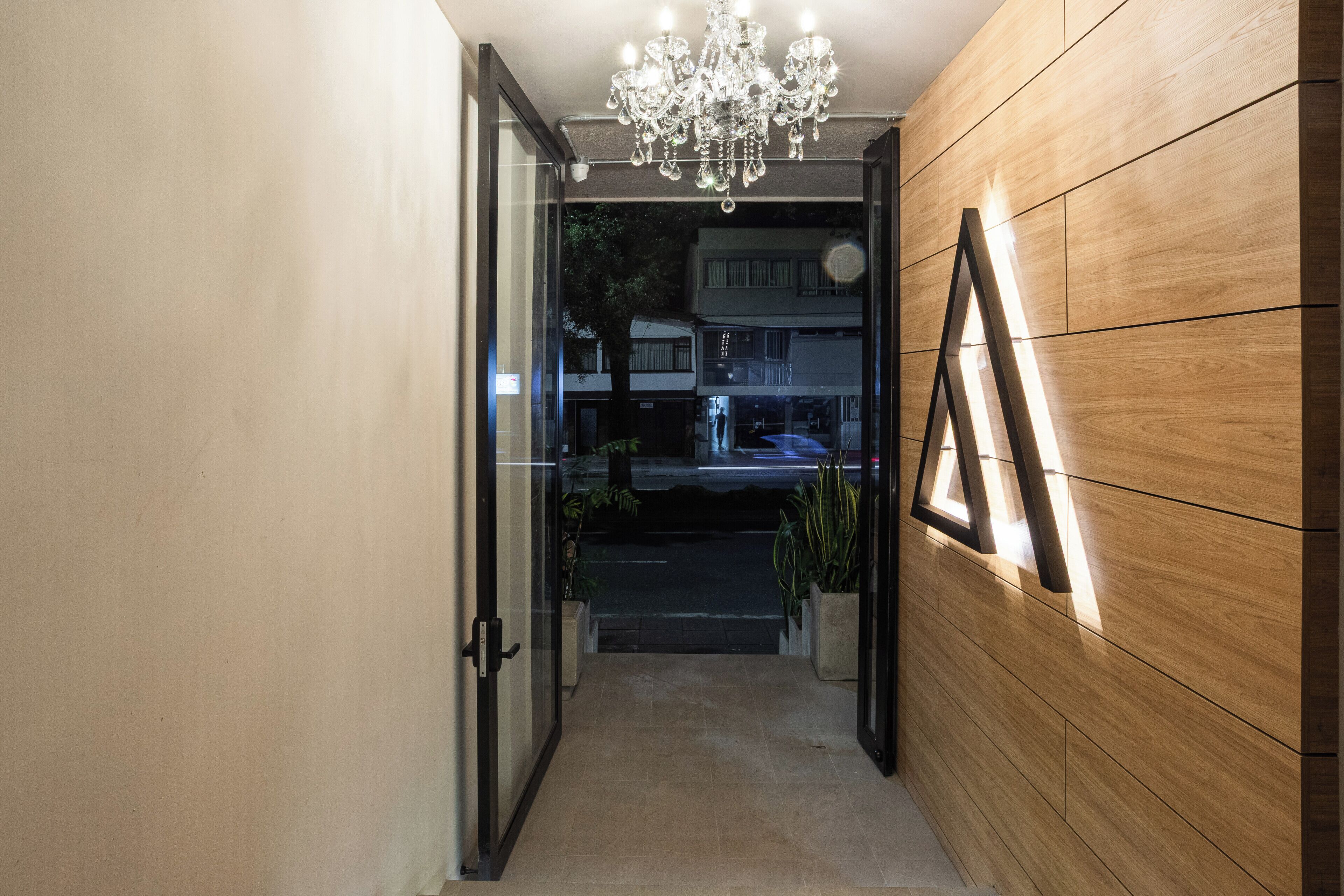 مدخل المنشأة