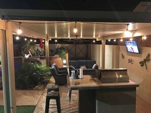 Terrace/patio - Modern Scottsdale 3BR Home w/Pool, Spa & Mini Golf (Scottsdale)