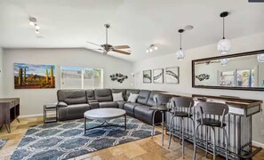 TV, offices - Modern Scottsdale 3BR Home w/Pool, Spa & Mini Golf (Scottsdale)