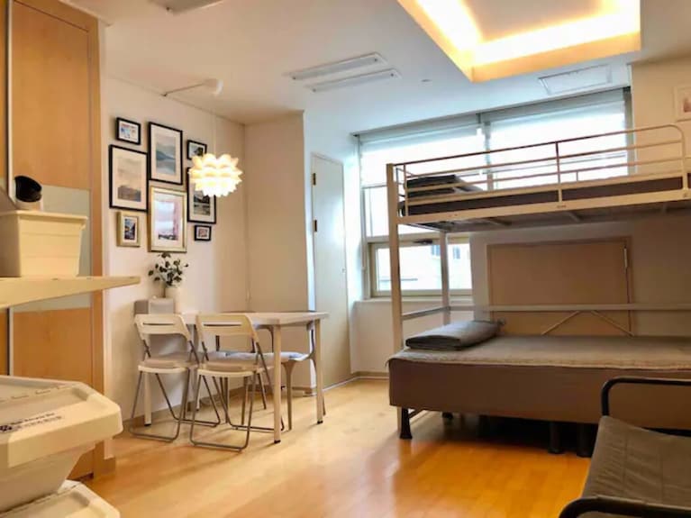 Tour Center Of Seoul,palace ,1min Center Of Culture, Next To Subway - 명동