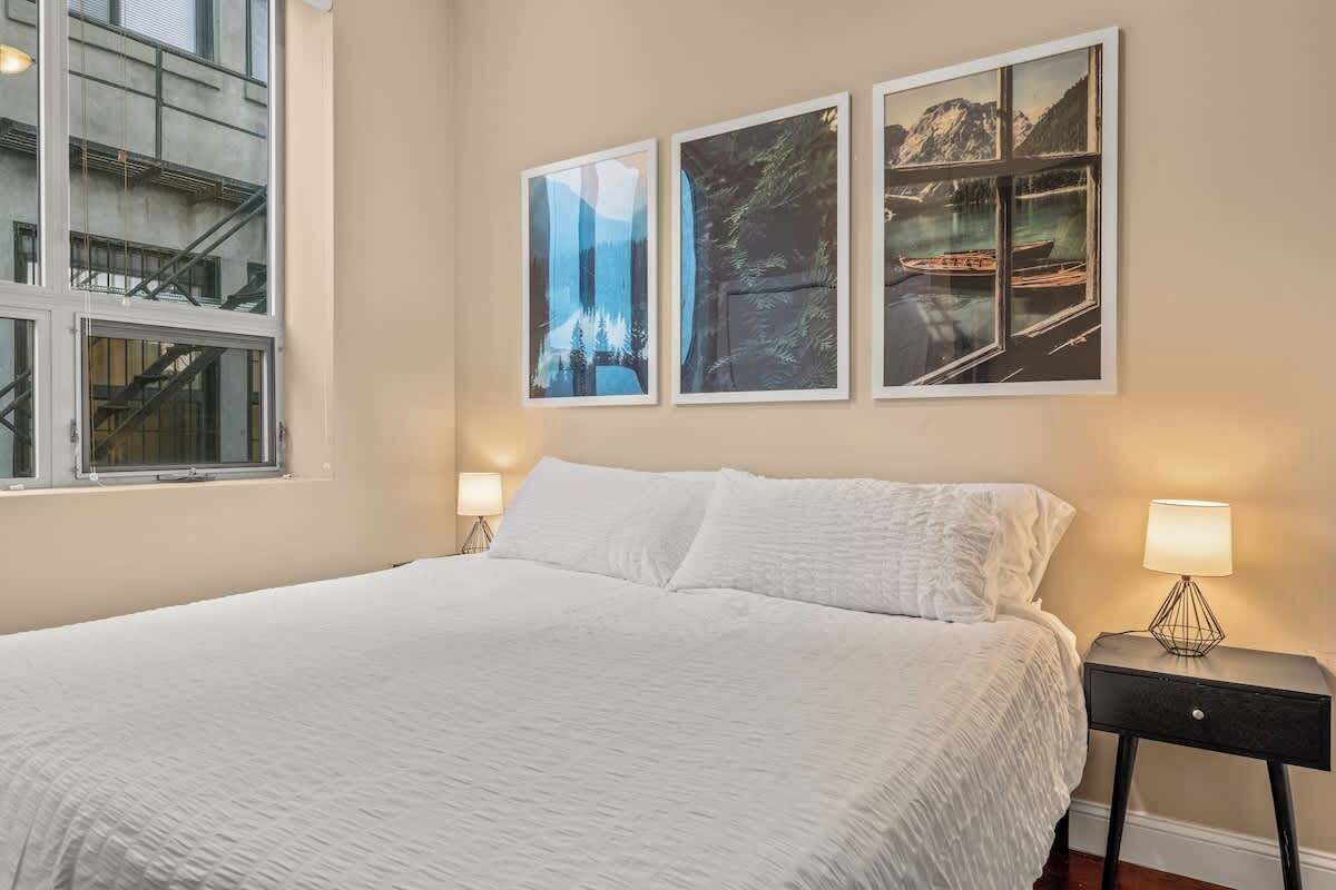 Iron/ironing board, travel crib, WiFi, bed sheets