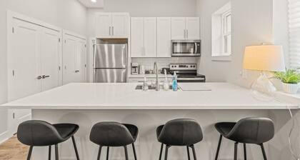 Built 2023 | King Bed | Sofa Bed | Free Parking