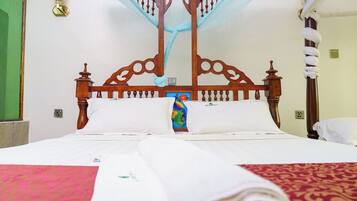 Deluxe Single Room | Free WiFi, bed sheets