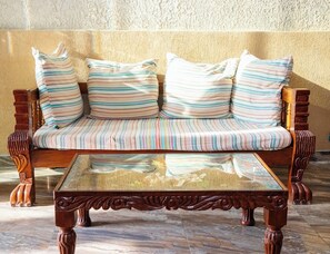 Interior detail - Hotel Sisters and Spa (Mombasa)