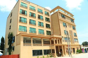 Exterior - Hotel Sisters and Spa (Mombasa)