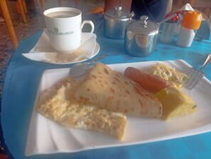 Petit déjeuner continental compris tous les jours