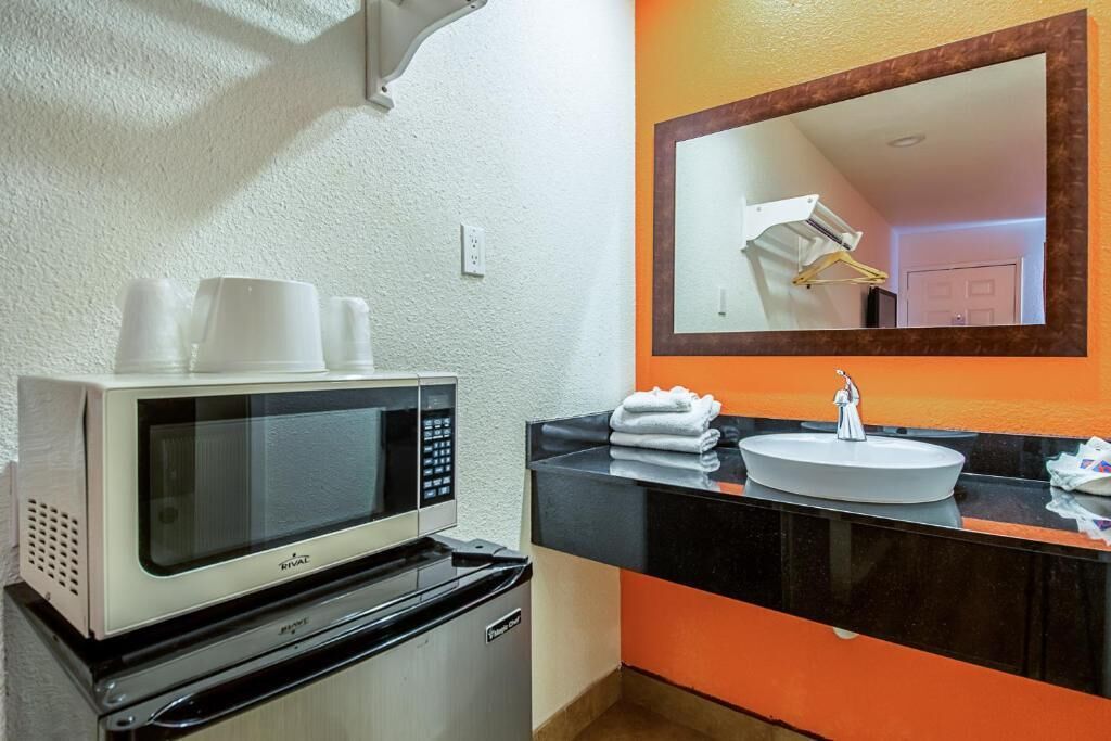 Basic Room | Private kitchen