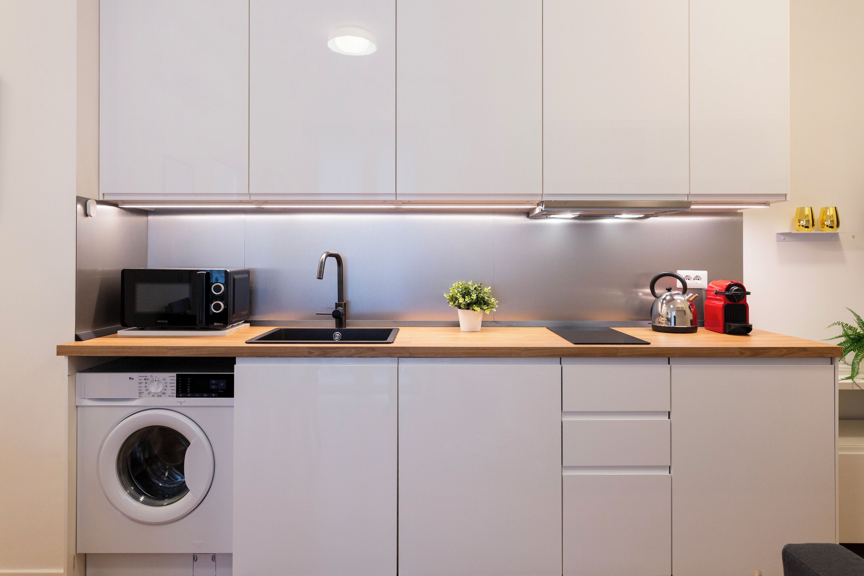 Comfort Apartment, Balcony | Private kitchen