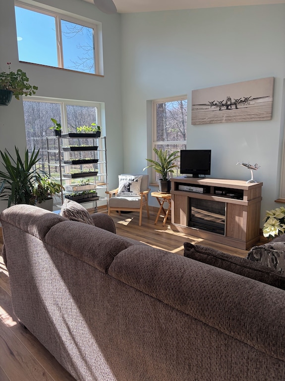 Perfect Tiny House Located In The Owen-putnam State Forrest - Indiana