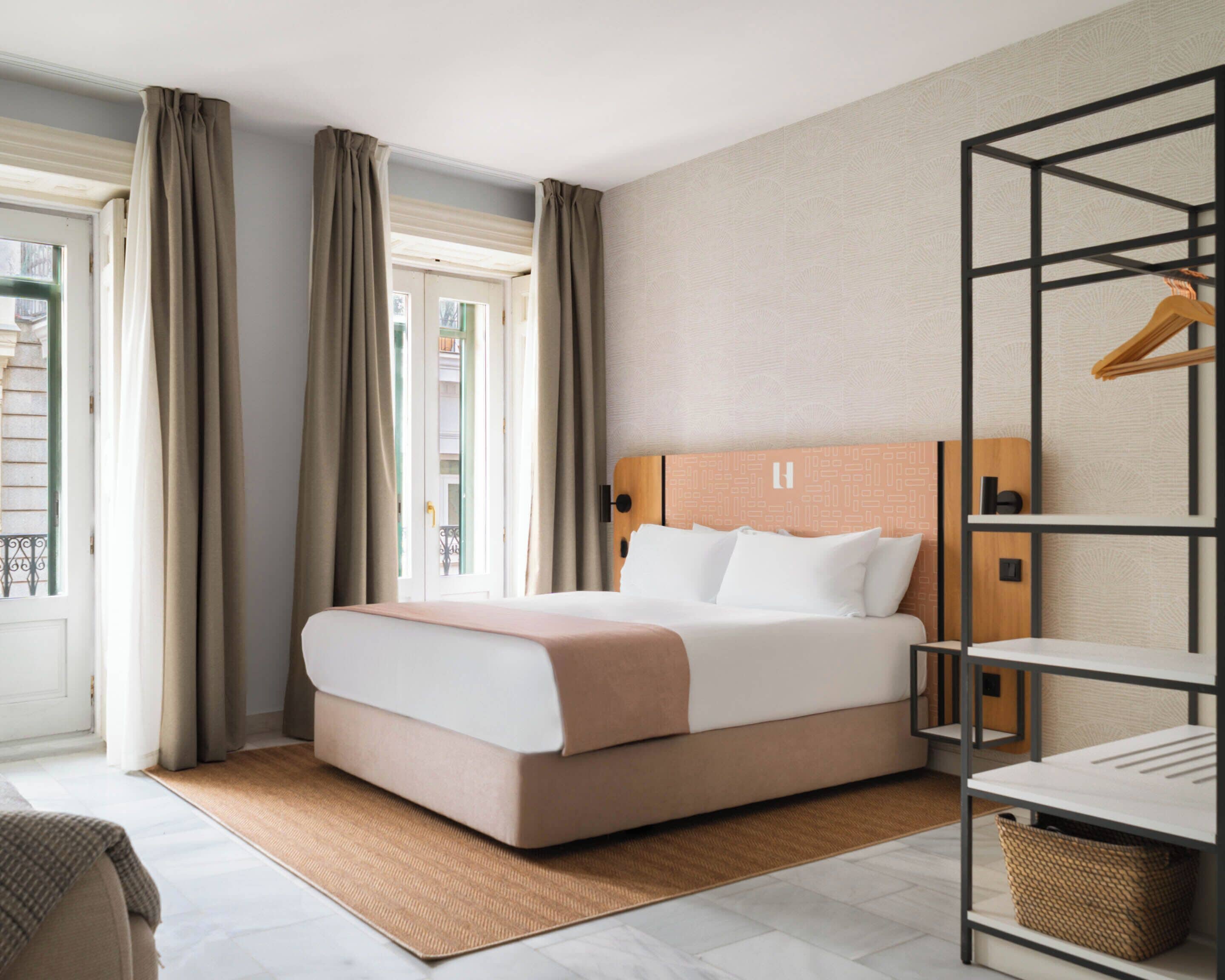 Studio with Sofa Bed