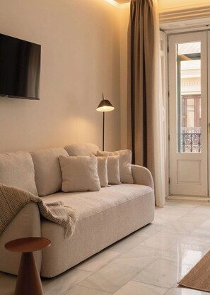 Studio with Sofa Bed | Individually decorated, individually furnished, laptop workspace