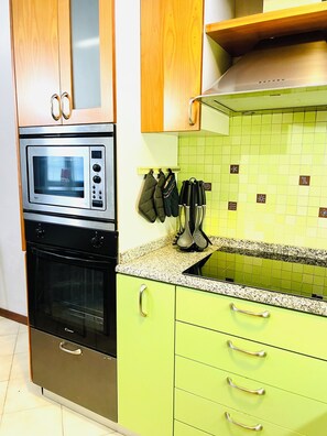 Private kitchen - HOME STATION - RENTALS 365 (Cesano Maderno)