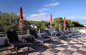 Terrace/patio - Appart Climatisé Avec Wi-Fi Gratuit + Piscine (Antibes)
