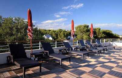 Appart Climatisé Avec Wi-Fi Gratuit + Piscine