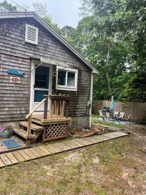Terrace/patio - Driftwood Cottages - 65A - Whale (Eastham)