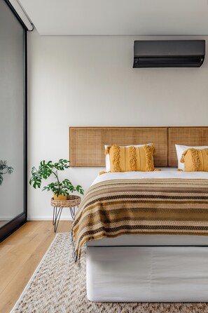 Room - Tarentaal Kloof Villa in Higgovale. (Cape Town)