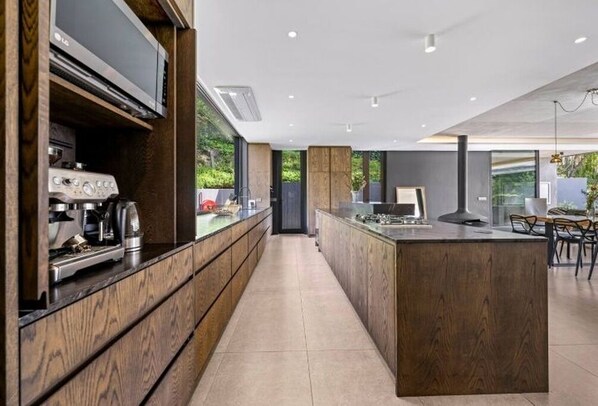 Private kitchen - Tarentaal Kloof Villa in Higgovale. (Cape Town)