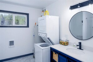 Bathroom - Yaak River Retreat (Troy)