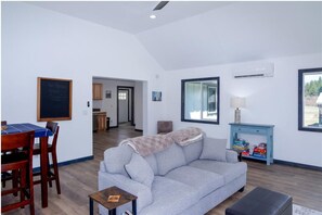 Living area - Yaak River Retreat (Troy)