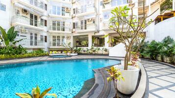 Apartment, 2 Bedrooms, Kitchen | Pool