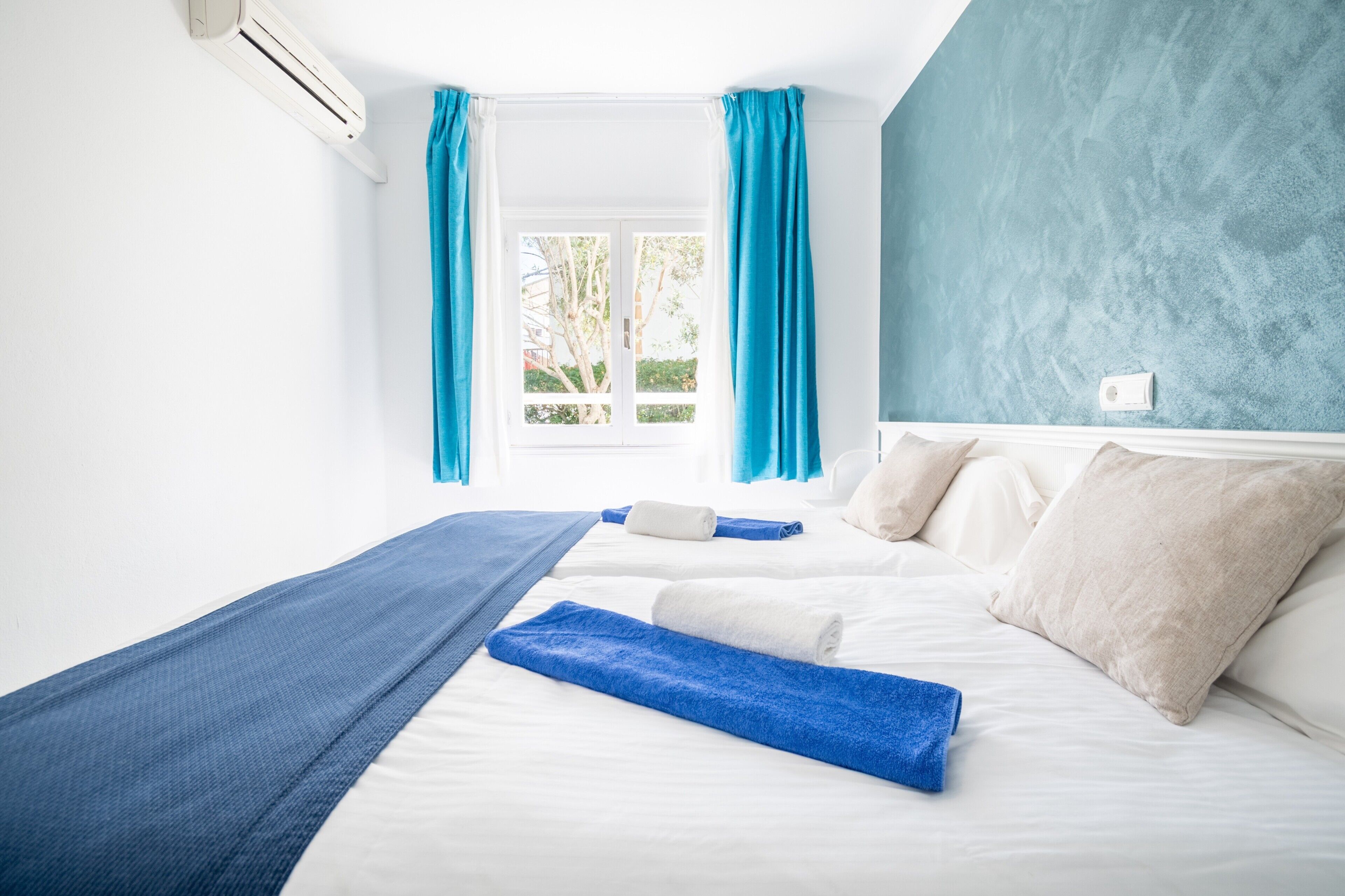 Wifi y ropa de cama