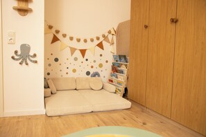 Interior - Cozy apartment with garden near Cologne (Frechen)