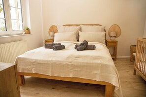 Room - Cozy apartment with garden near Cologne (Frechen)