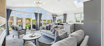 Host & Stay | Marble Lodge