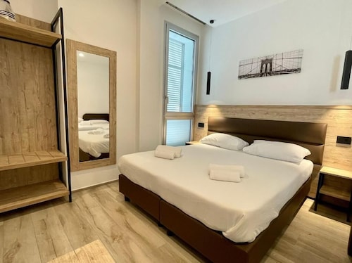 BARI AIRPORT ROOMS