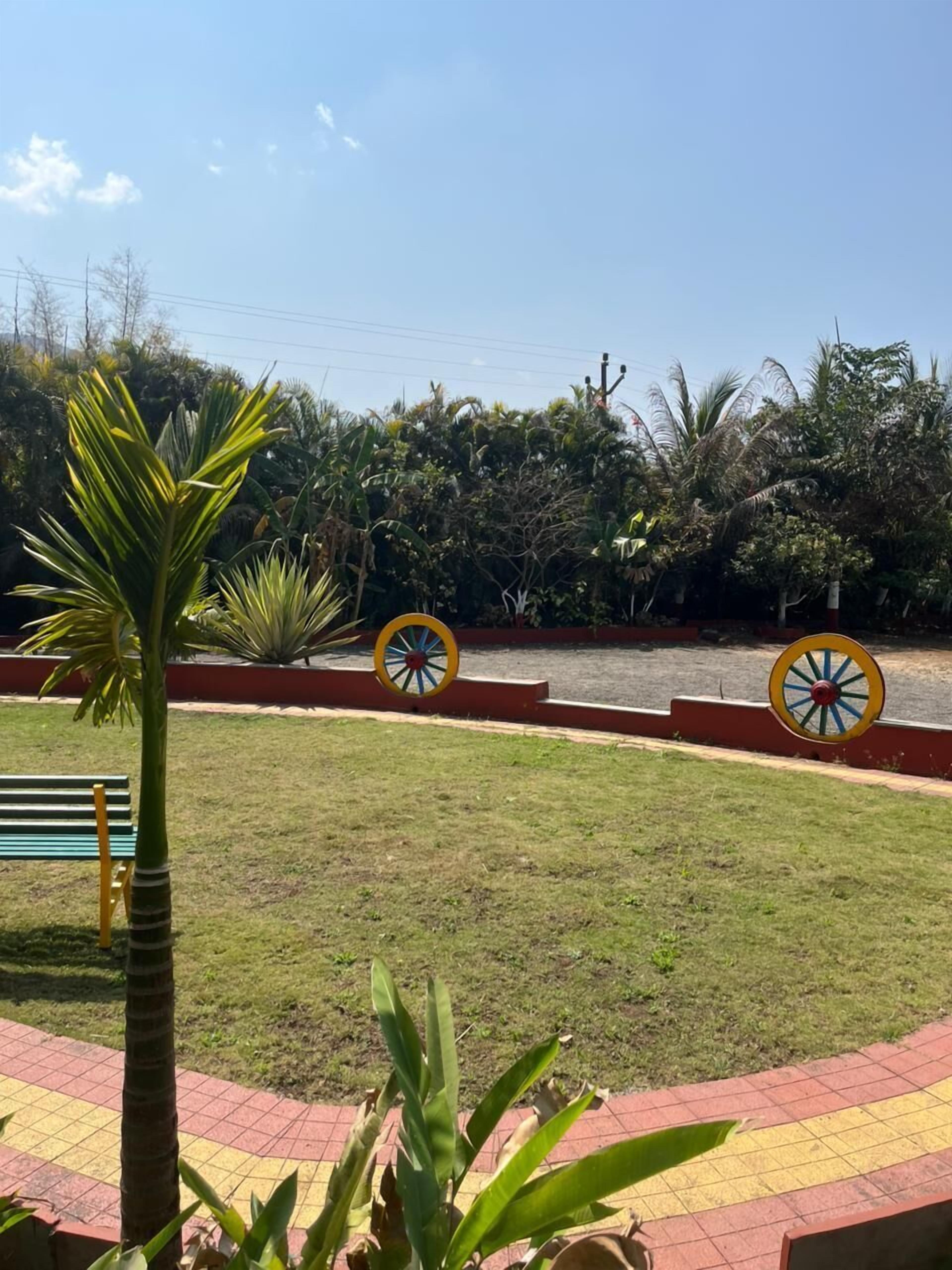 Firemannsrom, hageutsikt | Eksteriør