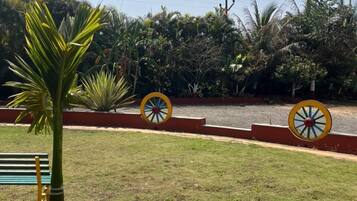 Firemannsrom, hageutsikt | Eksteriør