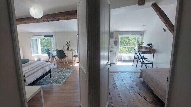 2 bedrooms, desk, travel crib, WiFi (free) - 2 bedrooms, central location, quiet and sunny (Poitiers)