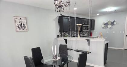 Luxury Rental in the Atlanta area! Create memorable stays and events today!