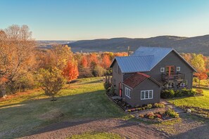 Exterior - Fawn Crest - Timber Frame Retreat, 20 acres, Firepit, 5 mins to Alfred U/State (Alfred Station)