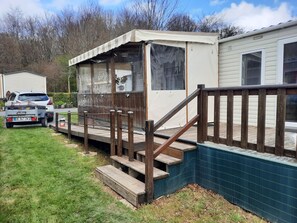Exterior detail - 47m2 mobile home with free wifi (Litteau)