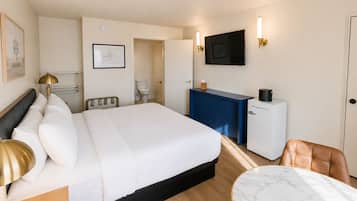 Room, 1 King Bed, Accessible | Desk, laptop workspace, WiFi (free)