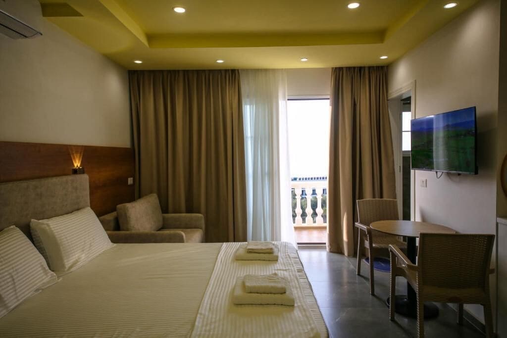 ห้องพักสำหรับสี่ท่าน, วิวทะเล