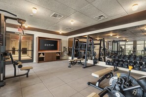 Fitness facility - Stylish Brickell Park 2BR Condo (Miami)