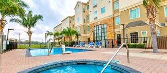Spacious Suite in Brownsville | Breakfast Included