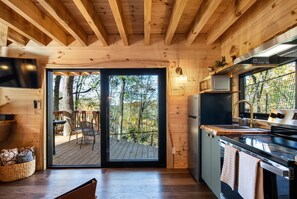 Fridge, microwave, oven, stovetop - Mushroom-Inspired Treehouse with Living Roof - The Mēos (Highlands)